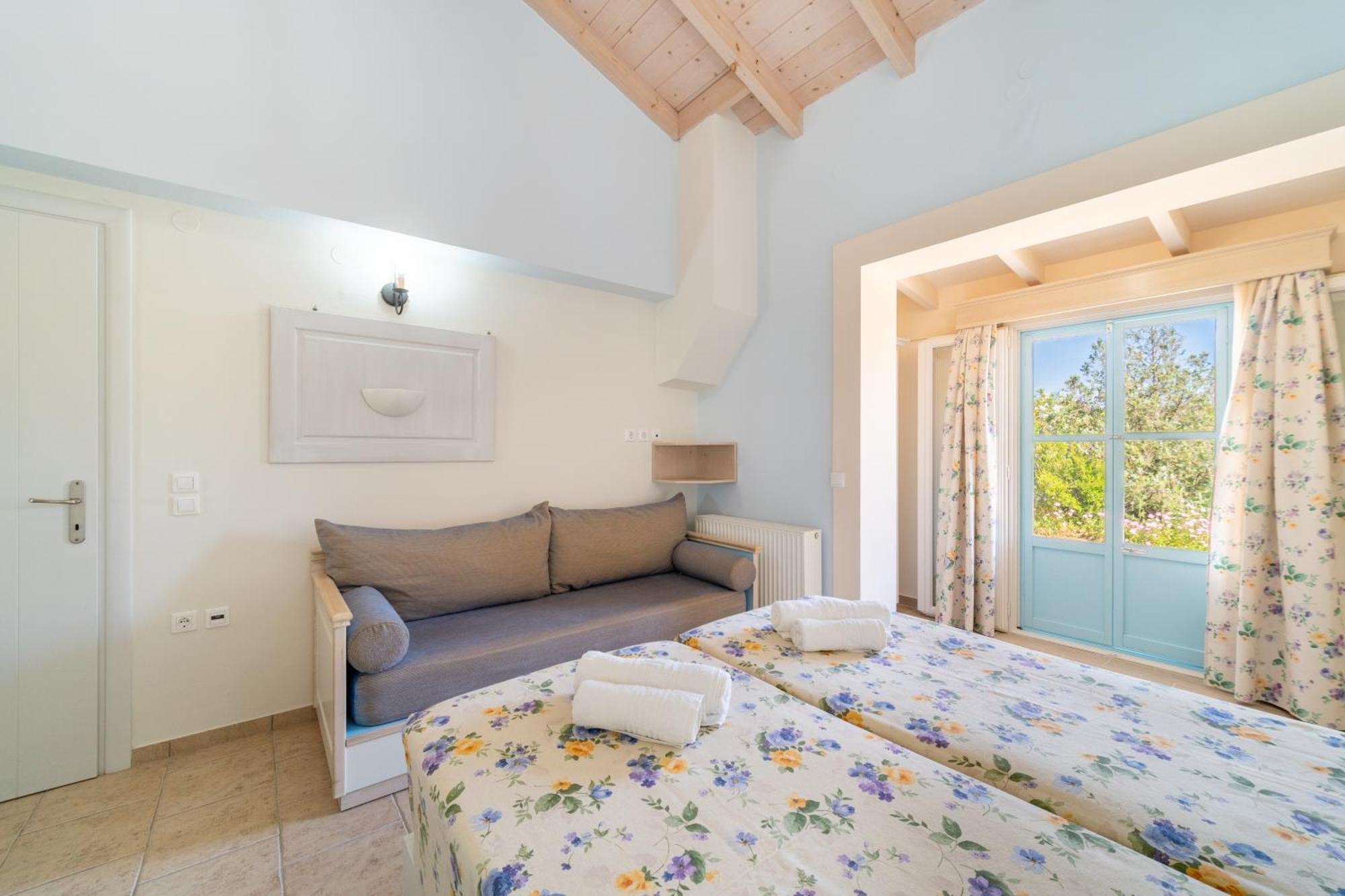 Aroggia Farm Villa Xanthatai Exterior photo