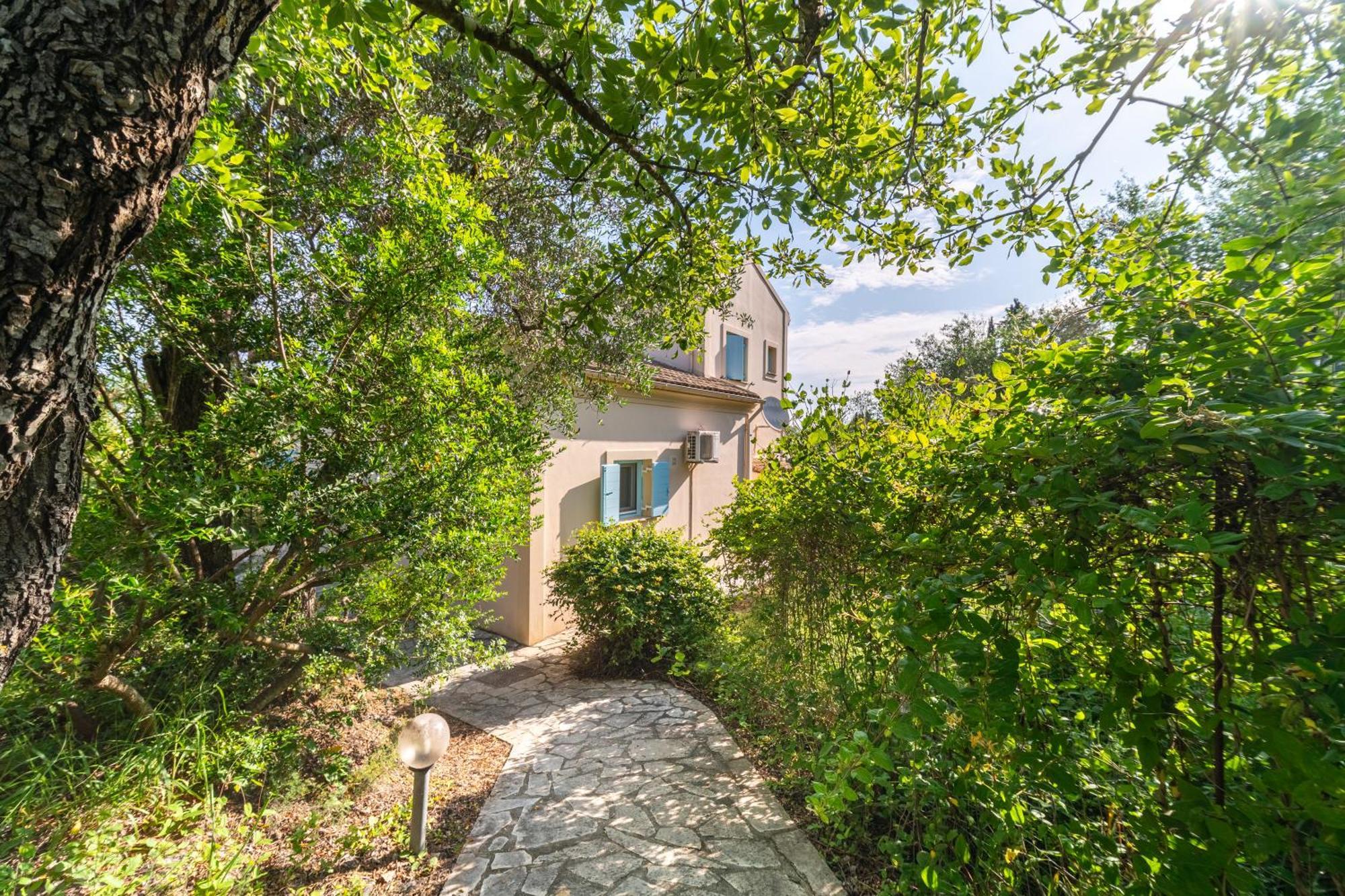 Aroggia Farm Villa Xanthatai Exterior photo